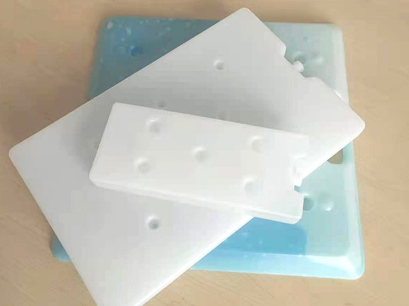 Medical grade ice storage plate